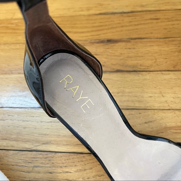 Revolve Raye Blake Heel Size 9 - Picture 4 of 8